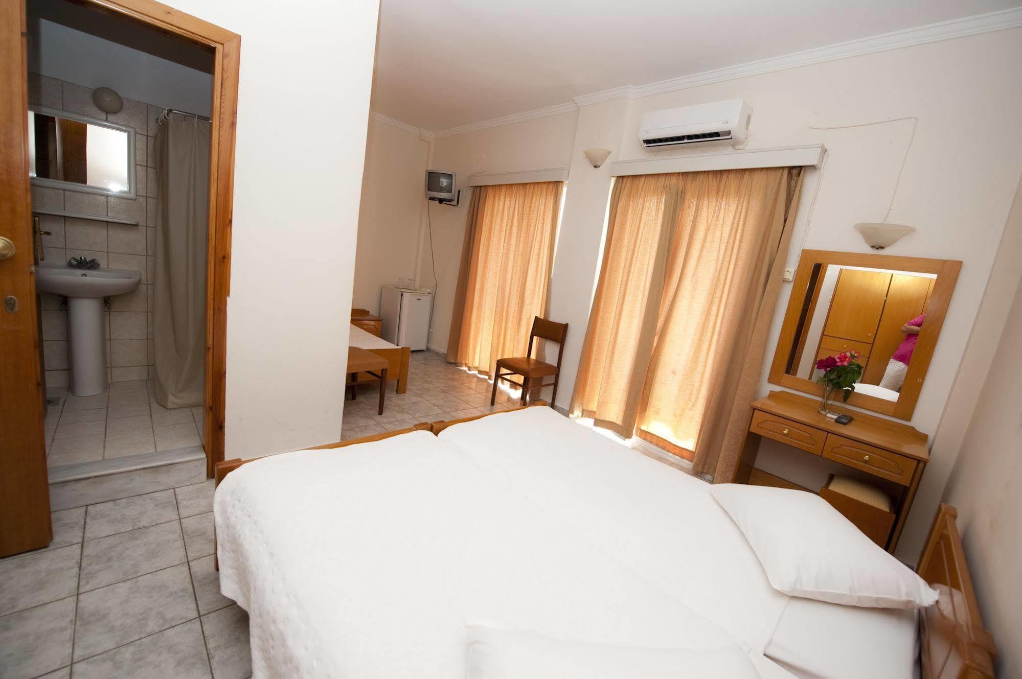 Veroniki Hotel Cos Exterior foto